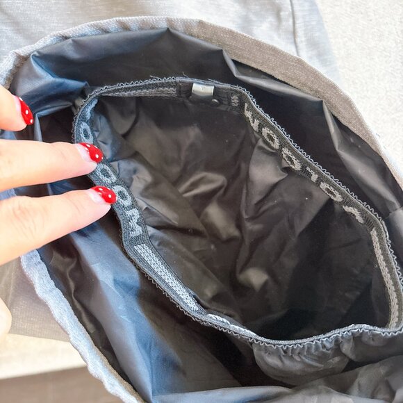 BRAND NEW VOLCOM SNOW PANTS, SIZE 26 - Picture 8 of 12